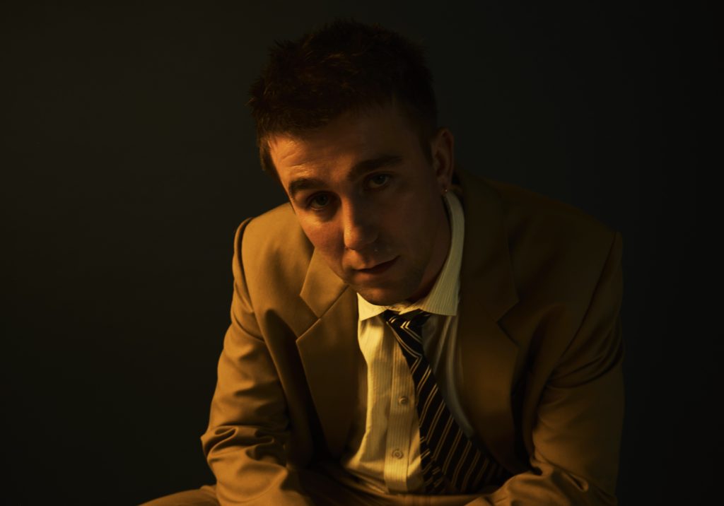 Britisk hitmager indtager scenen i Store Vega