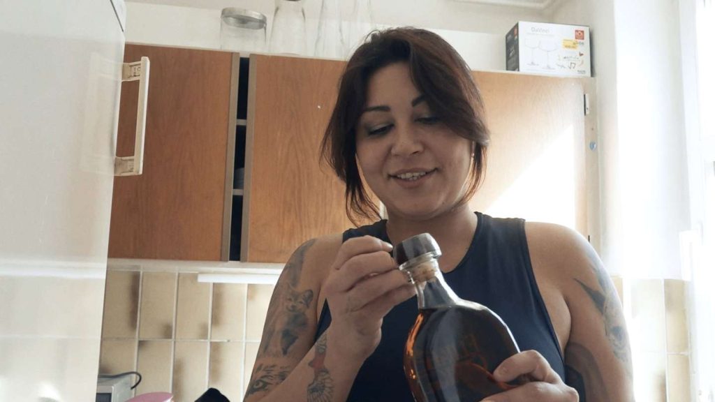 Alkohol, stoffer og pengeproblemer: DR-dokumentar om løsladte er chokerende TV