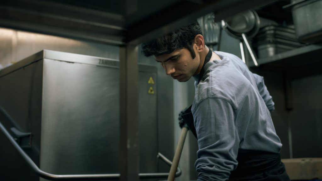 Dansk filminstruktør debuterer med bevægende drama om indisk studerende med store drømme