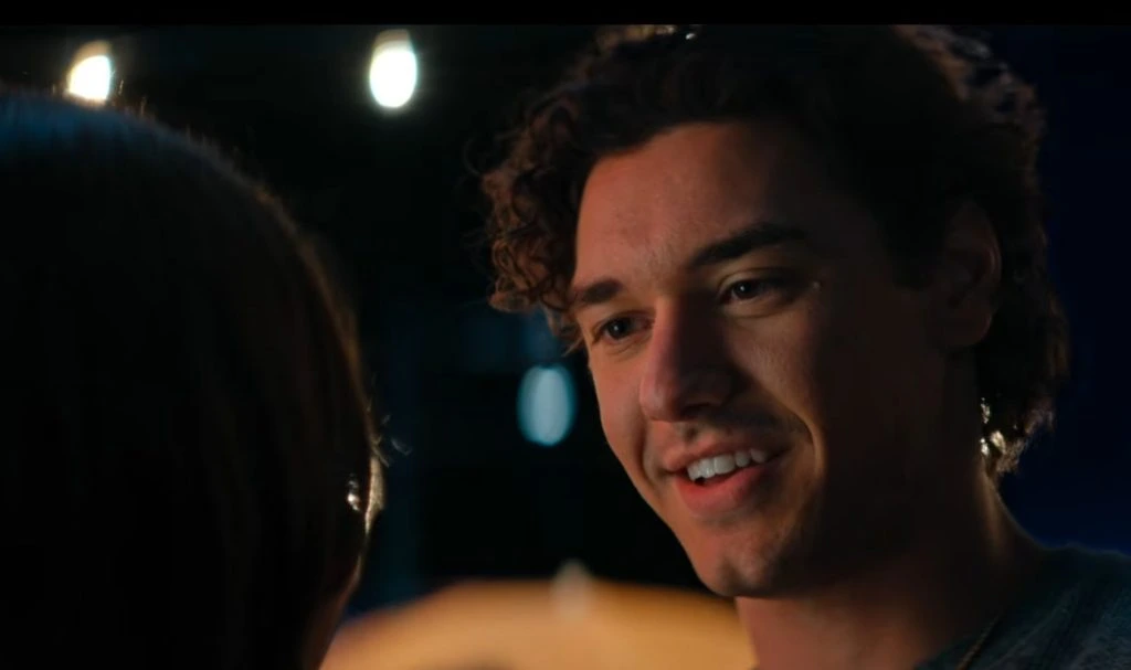 Kærlighed, drama og sene nætter: Off Campus-traileren er landet 